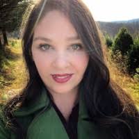 100+ perfiles de «Barb Barron»