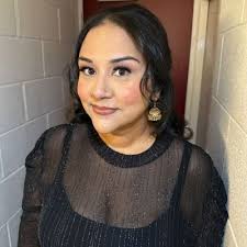 Charlene McManus (@Charlenenelmes)