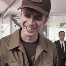 Anikin Saying Happy Birthday