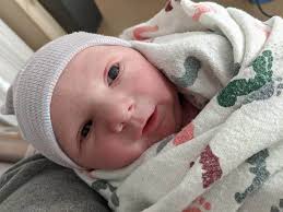 freyna and her mini husky💚