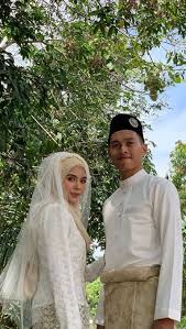 Majlis perkahwinan sememangnya mempunyai banyak perkara yang perlu difikr dan diuruskan. Mengidam Gaun Pengantin Ala Disney Gadis Ini Jahit Sendiri Baju Kahwin Dan Lihatlah Hasilnya