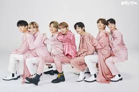 Now i can't believe how i did so. Bts Updates Btsdailyinfo On Twitter Photos 200602 Bts Twt Bts 7th Anniversary Family Portrait 9 9 Https T Co Reorhhhbli