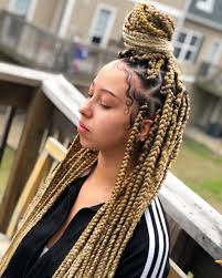 Brown Black And Blonde Ombre Box Braids 13 Edgy Black And Blonde Hair Colors For 2020 Blonde Box Braids Blonde Hair Color Black And Blonde