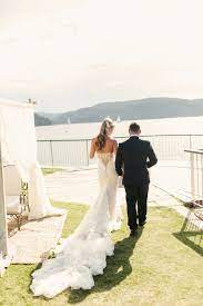 Pnina tornai wedding dresses are created for the the daring and extravagant bride who wants a bold show stopping look. Inbal Dror Br 13 23 Second Hand Wedding Dress Save 59 Second Hand Wedding Dresses Wedding Dresses Inbal Dror Wedding Dresses