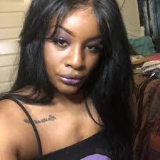 Laura Schmoker's Instagram, Twitter & Facebook