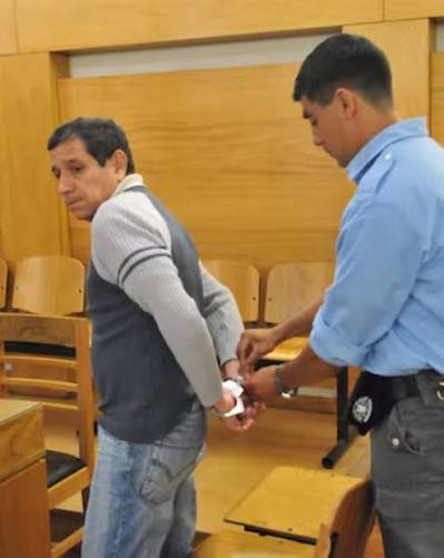 La Voz del Interior | 🚨 EL VIOLADOR SERIAL DE ANCIANAS SIGUE PRESO EN  CÓRDOBA 🧓 Oscar Ernesto Barraza fue condenado en 2008 a 25 años de prisión  por abusar... | Instagram