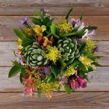 60th birthday gift ideas that will make her day. 10 60th Birthday Gift Ideas For Her For A Memorable Birthday Edible Blog