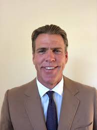 Hi everyone! I'm Jeffrey—a proud family member and passionate healthcare  advocate. I'm a board-certified pediatrician, adolescent physician, and  lifestyle medicine specialist, deeply committed to helping families prevent  and reverse chronic diseases like