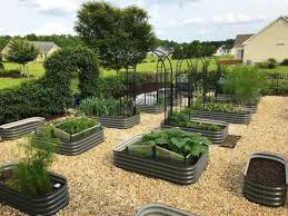 Birdies Raised Garden Beds Birdies Garden Products On Instagram Birdies Original Raised Garden Beds Birdiesgardenproduct In 2020 Small Garden Design Garden Beds Outdoor Garden Decor