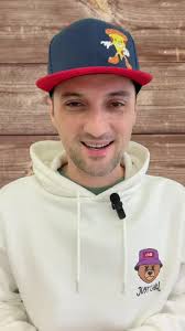 Ceci n'est pas un pipe”, the famous title of Magritte's artwork, inspired  the Fedrigoni Group 2023 #Annual #Report.