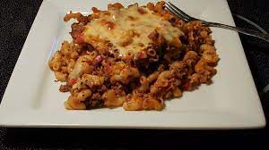 Crab meat, black pepper, american cheese, swiss cheese, evaporated milk and 9 more. Ground Beef Macaroni And Cheese Casserole E180 Youtube
