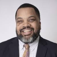 Glenn Hadley's Instagram, Twitter & Facebook