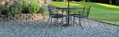 It is used for driveways, walkways and patios and for mulching flower beds. Landscaping With Pea Gravel Reece Aggregates And Recycling