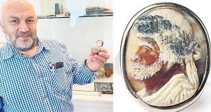 Check spelling or type a new query. Barbaros Hayrettin Pasa Nin Italyan Esine Hediyesi Yuzuk Yeni Sahibini Buldu