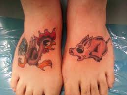 Here are the meanings behind 19 classic sailor tattoos. The Pig Should Be On The Top Of The Left Foot And The Rooster On The Top Of The Right This Is Said To Protect The Sailor From Foot Tattoo Foot