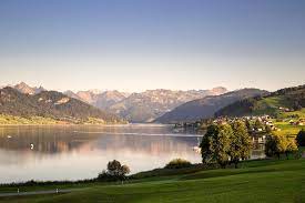 The sihlsee is an artificial lake in the swiss canton of schwyz, near the town of einsiedeln. Lake Sihl Panoramic Path Einsiedeln Ybrig Zurichsee Tourismus