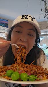 Spicy Pork Chow Mein Mukbang
