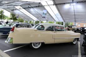 He had the car repainted by a neighbor who designed a pink color for elvis and named the color 'elvis rose'. 1955 Cadillac Series 62 Coupe Deville Chassis 5562124273