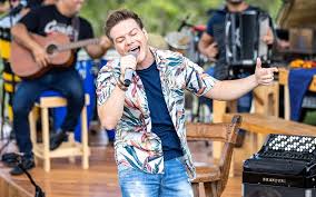 Letras de músicas de michel teló como 'o tempo não espera ninguém', 'ai, se eu te pego', 'pai, mãe', 'humilde residência', 'pra ouvir no fone', 'fugidinha' e mais músicas para ouvir! Michel Telo Anuncia Live Romantica Festanejo
