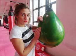 Karolina owczarz returns to action. Karolina Owczarz Artykuly Express Ilustrowany