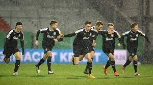 Tooor für bayern münchen, 0:1 durch serge gnabry die bayern gehen in führung! Sv Holstein Kiel Things To Know About The Minnows Who Beat Bayern Munich