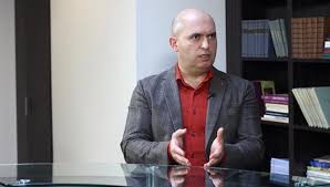 Армен Ашотян: с подлецами и предателями все ясно