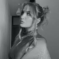 Dana Chinn's Instagram, Twitter & Facebook