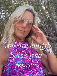 Beth Robins (@Bethg416)