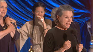 Directed by chloe zhao, nomadland stars frances mcdormand as fern, a woman experiencing homelessness who travels across the west in a van looking for a job. Oscars 2021 Recap Winners Speeches And Top Moments Abc News