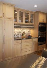 Finding the bestand most informative ideas in the web? Kitchens With Light Maple Cabinets 2021 Wooden Kitchen Cabinets Wood Kitchen Cabinets Maple Kitchen Cabinets
