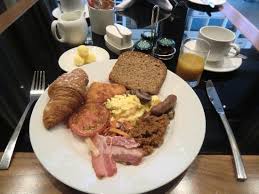 A vibrant 5* hotel settled amongst cape town's most influential happenings, immersing you in the buzzing city life! Buffet Breakfast No One Come To Offer Hot Tea Coffee Picture Of Pepperclub Hotel Cape Town Central Tripadvisor