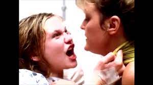 Her choices are abortion, adoption, or a lonely, exhausting life as a single parent. Hollywood Kirsten Dunst In Fifteen And Pregnant Youtube