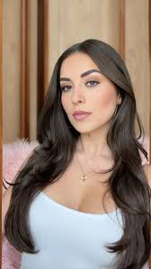 Just some selfies for threads 🥰🤗