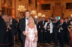 216,707 likes · 36,899 talking about this. Bayerns First Lady Karin Baumuller Soder Karin Iii Ist Die Frau An Markus Soders Seite Politik Stuttgarter Zeitung