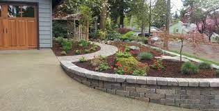 Pin By Kim Moon On Home Garden Front House Landscaping Landscaping Retaining Walls Small Yard Landscaping
