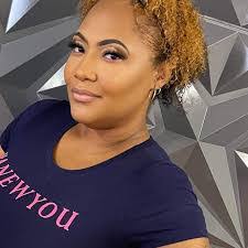 Alexis Merritt's Instagram, Twitter & Facebook