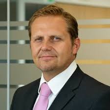 My baptism into the oil & gas world was to work as a relatively young,  safety engineer