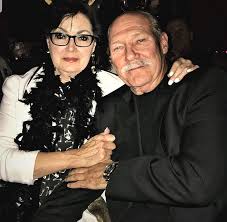 Bud Robertson Obituary