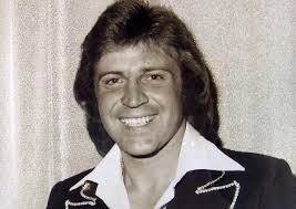 Normie Rowe was huge in Australia in the 60's until he got called up to  fight in Vietnam ,ruined his career :( wonder what yu all think of his  version of a