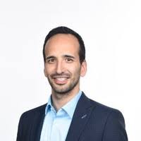 100+ perfiles de «Fernando»