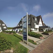 Compare hotel prices and find an amazing price for the haus lassen guesthouse in westerland. Hotel Dorint Strandresort Spa Sylt Westerland Westerland Trivago De