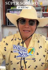 Melcochita: El Supersonero en el Parque Acuático