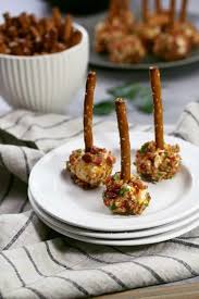 100 Delicious New Year S Eve Appetizers That Ll Make You Say Can T Wait For The Next Party In 2020 Cheese Ball Recipes Bacon Ranch Cheese Ball Recipe Cheese Ball