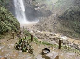 This study tried to research some constraints and future prospects of developing the cipendok waterfall tourist area, and also to find out any economies potencies of the area to ahmad, abdul a., and emmy saraswati. Curug Cipendok Yang Masih Keruh Obsesiana Kancah Pemikiran Konstruktif