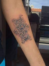 Not something made up in a whim, since it'll stay there forever. Shadow Of The Colossus Symbol Tattoo Tatuagens Nerds Ideias De Tatuagens Designs De Tatuagem