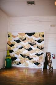 Diy Black And Gold Wedding Backdrop 20 Fabulous Photo Booth Backdrops To Make Your Pics Pop Nye Party Decorations Diy Backdrop Backdrop Decorations