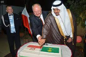 ولد الأمير سلمان بن عبدالعزيز في الرياض. Ø¨Ø§Ù„ØµÙˆØ± Ù‡Ø°Ù‡ Ø£ÙˆÙ„ Ù…Ù†Ø§Ø³Ø¨Ø© ÙŠØ­Ø¶Ø±Ù‡Ø§ Ù†Ø§Ø¦Ø¨ Ø£Ù…ÙŠØ± Ø§Ù„Ø±ÙŠØ§Ø¶ Ø§Ù„Ø¬Ø¯ÙŠØ¯ ØµØ­ÙŠÙØ© Ø§Ù„Ù…ÙˆØ§Ø·Ù† Ø§Ù„Ø¥Ù„ÙƒØªØ±ÙˆÙ†ÙŠØ©