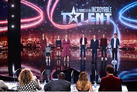Lien 01 ou lien 02 la saison 12 de la france a incroyable talent débute ce jeudi soir sur m6, trois semaines après la. La Famille Lefevre A Un Incroyable Talent