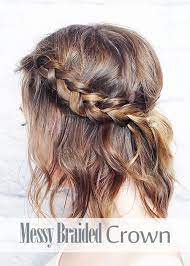 Coiffures De Fetes 5 Idees Pour Les Cheveux Courts Et Mi Longs Carnet De Shopping Coiffure Cheveux Courts Coiffure Fete