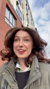 Lilly Chamberlain's Instagram, Twitter & Facebook